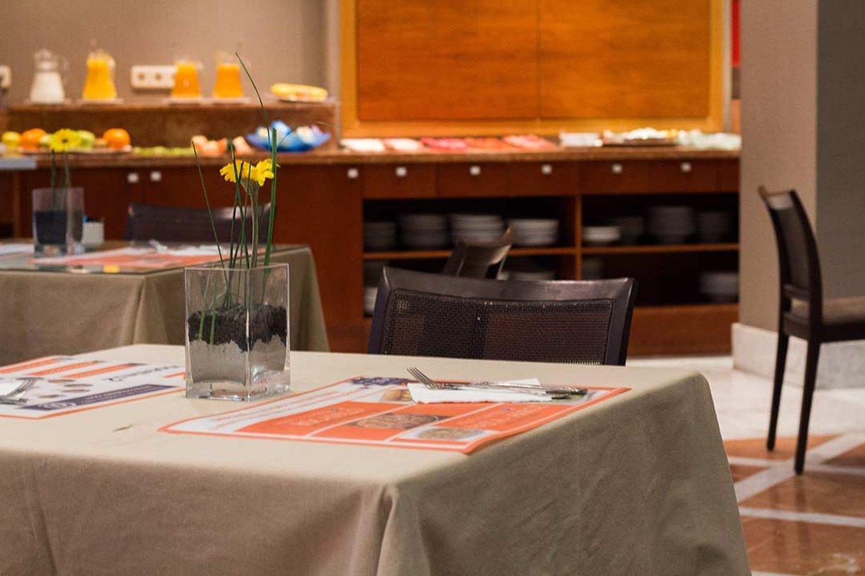 Th Boadilla Hotel Boadilla del Monte Restoran foto